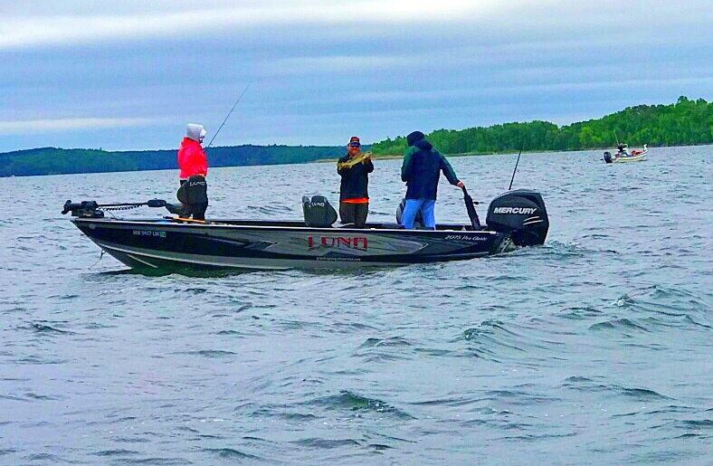 fishing-for-walleye-on-lake-winnibigoshish Another successful day on Lake Winnibigoshish for Lyle's clients.